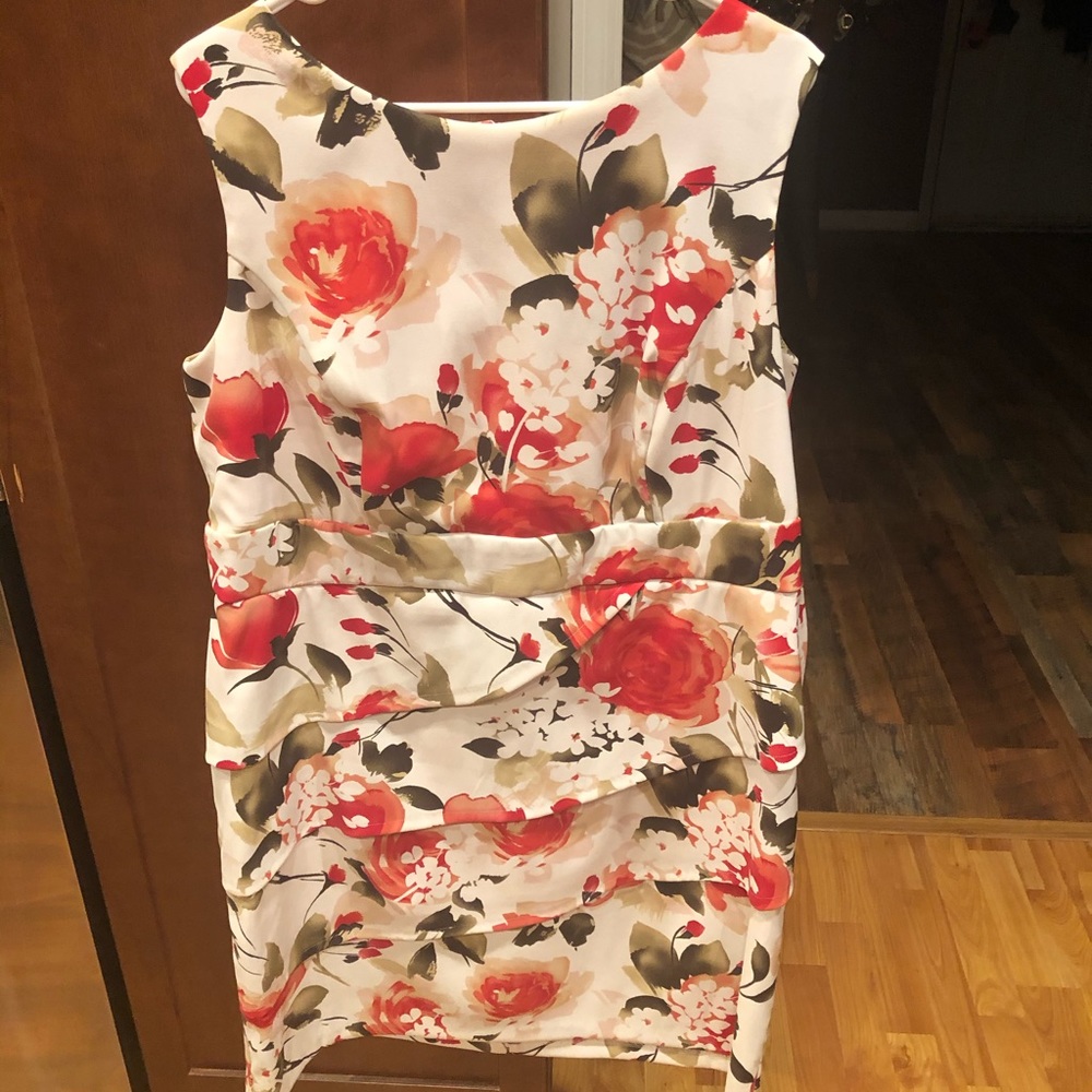 Very cute floral dress.